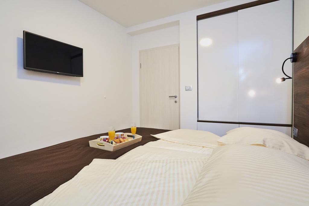 Apartments Tre Perle Umag Bagian luar foto