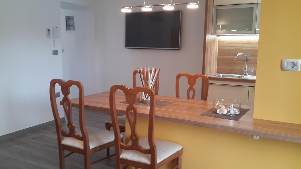 Apartments Tre Perle Umag Bagian luar foto